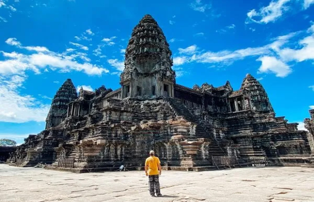 Private Angkor Wat Tour from Siem Reap with Pre Rup Sunset